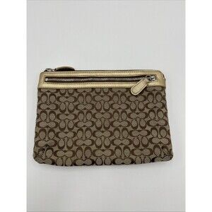 Coach Khaki Signature Wristlet Pouch Wallet Clutch Bag Chubby Khaki F60815